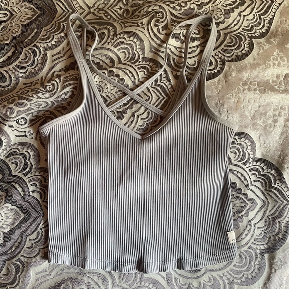 vuori Rib Crop Tank - Picture 2 of 4